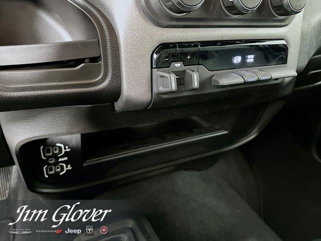 2024 RAM 3500 Tradesman Crew Cab 4x4 8' Box