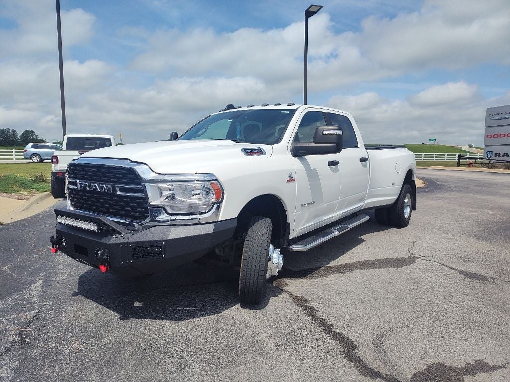 2024 RAM 3500 Big Horn Crew Cab 4x4 8' Box