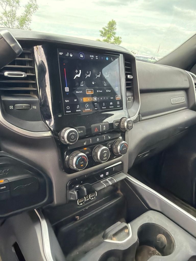 2022 RAM 3500 Big Horn Crew Cab 4x4 8' Box