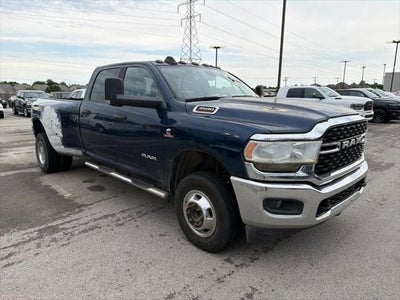 2022 RAM 3500 Big Horn Crew Cab 4x4 8' Box