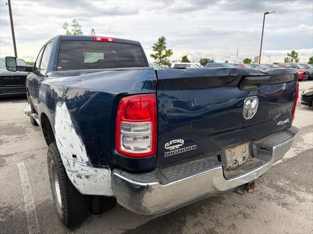 2022 RAM 3500 Big Horn Crew Cab 4x4 8' Box