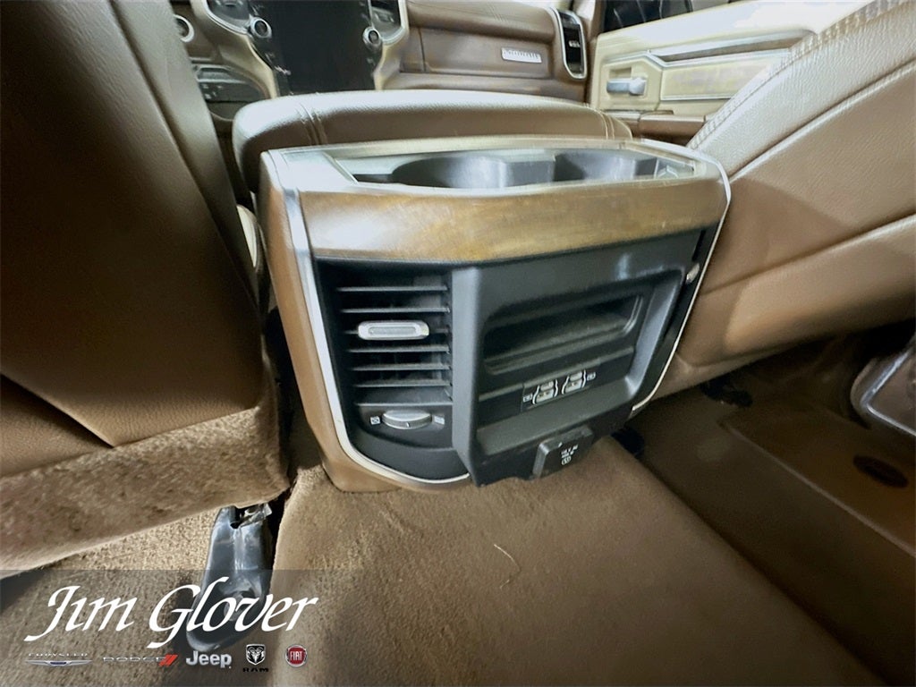 2022 RAM 3500 Laramie Crew Cab 4x4 8' Box