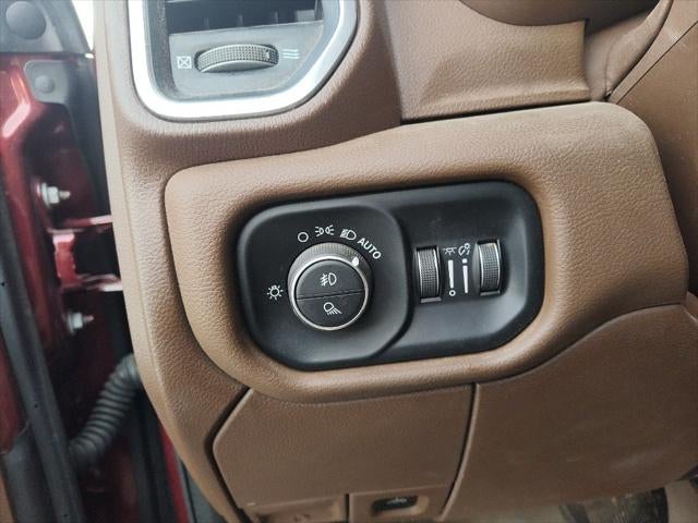 2022 RAM 3500 Laramie Crew Cab 4x4 8' Box