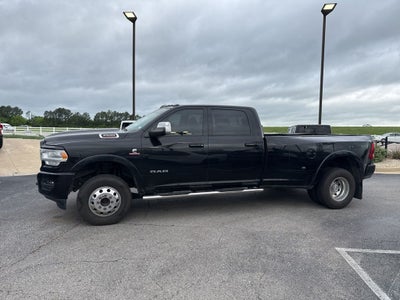 2022 RAM 3500 Laramie Crew Cab 4x4 8' Box