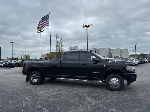 2022 RAM 3500 Laramie Crew Cab 4x4 8' Box
