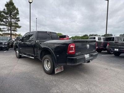2022 RAM 3500 Laramie Crew Cab 4x4 8' Box
