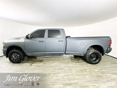 2022 RAM 3500 Limited Crew Cab 4x4 8' Box