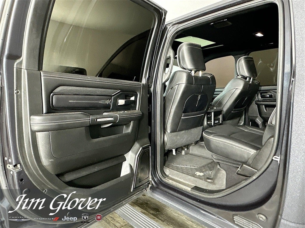 2022 RAM 3500 Limited Crew Cab 4x4 8' Box