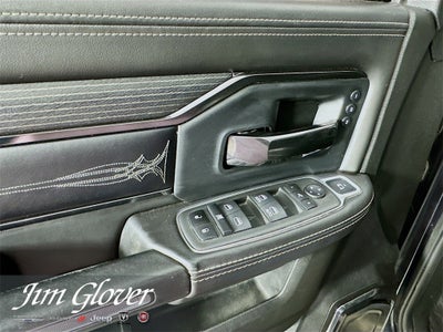 2022 RAM 3500 Limited Crew Cab 4x4 8' Box