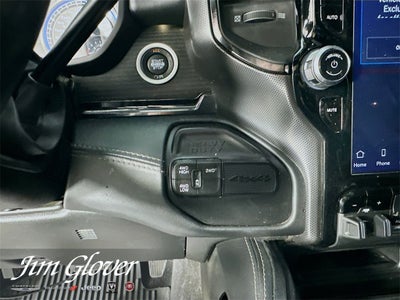 2022 RAM 3500 Limited Crew Cab 4x4 8' Box