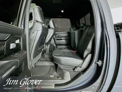 2022 RAM 3500 Limited Crew Cab 4x4 8' Box