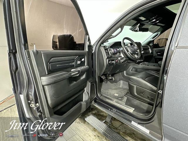 2022 RAM 3500 Limited Crew Cab 4x4 8' Box