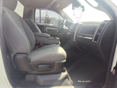 2019 RAM 1500 Classic Tradesman Regular Cab 4x2 6'4' Box