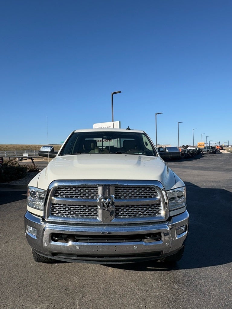 2018 RAM 2500 Laramie Crew Cab 4x4 6'4' Box