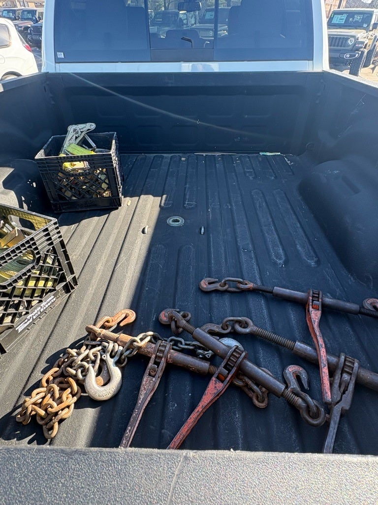 2018 RAM 2500 Laramie Crew Cab 4x4 6'4' Box