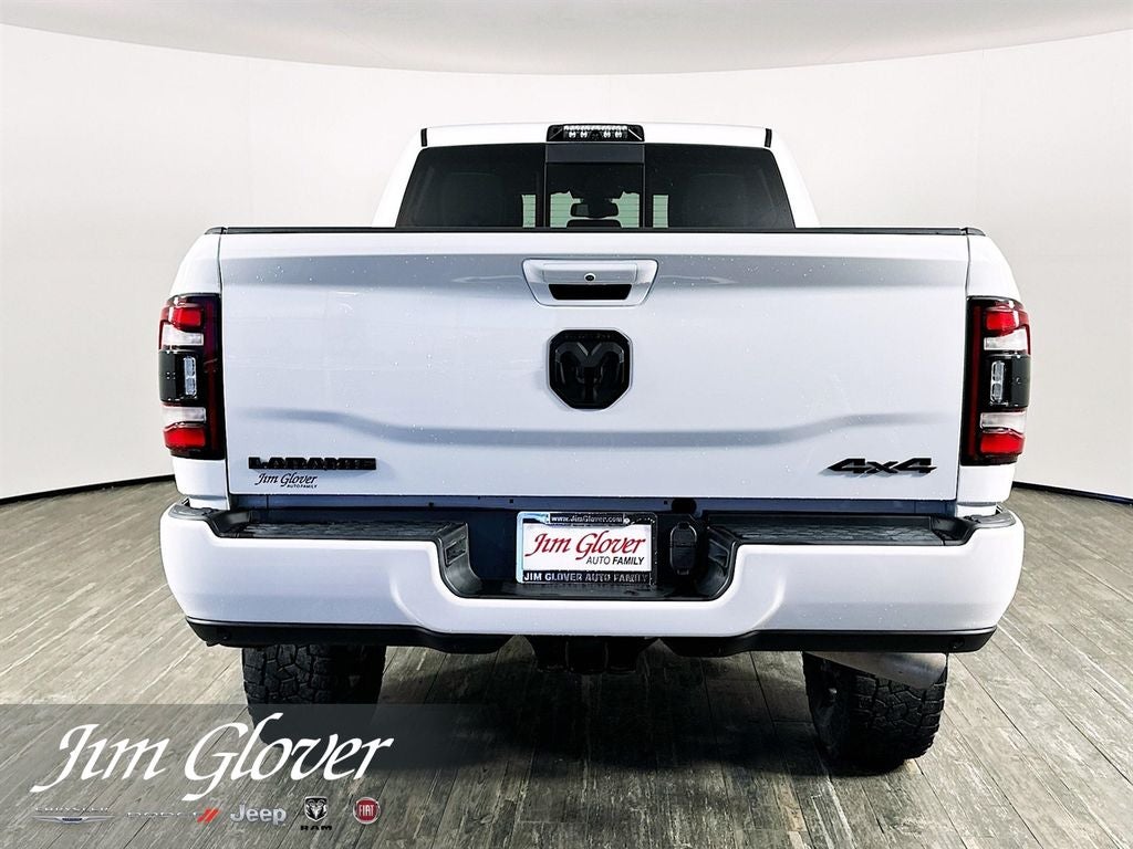 2020 RAM 2500 Laramie Crew Cab 4x4 6'4' Box
