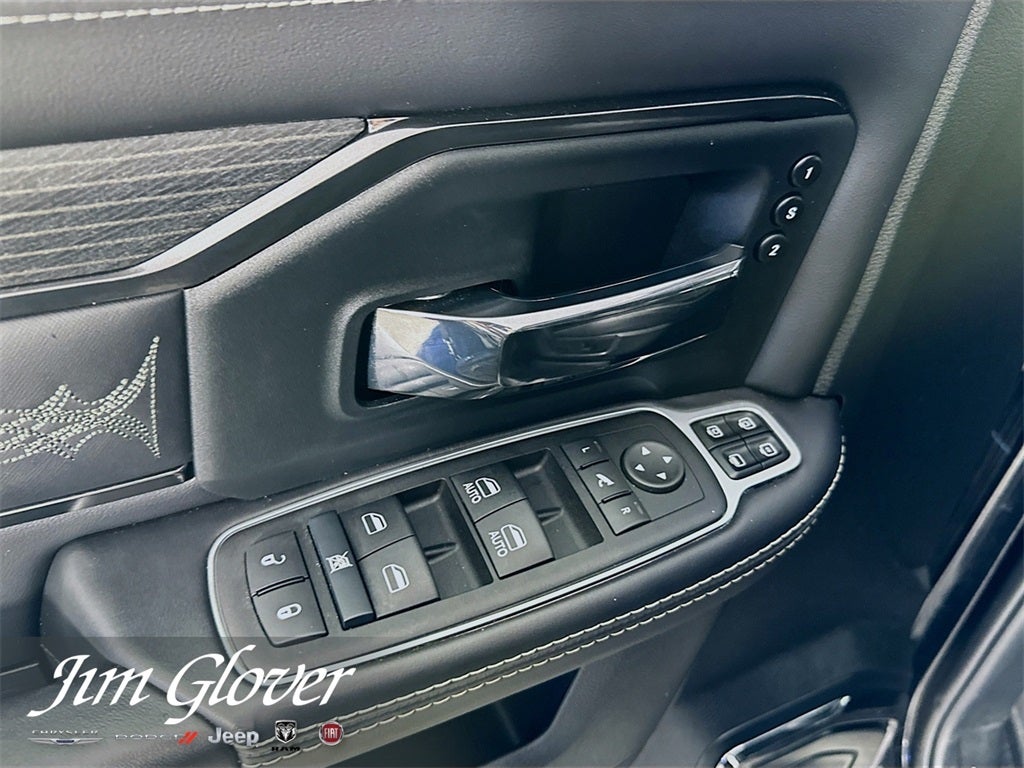 2024 RAM 2500 Limited Crew Cab 4x4 6'4' Box