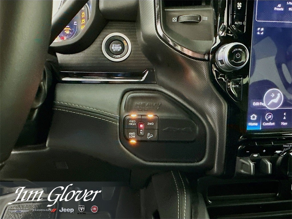 2024 RAM 2500 Limited Crew Cab 4x4 6'4' Box