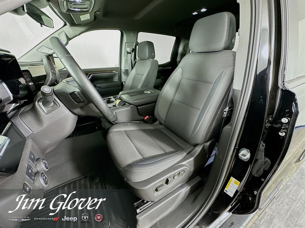 2024 Chevrolet Silverado 1500 4WD Crew Cab Short Bed LT with 2FL