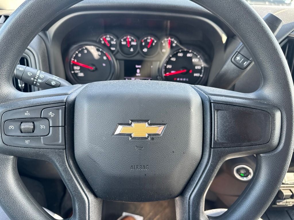 2026 Chevrolet Silverado 1500 4WD Crew Cab Short Bed Custom