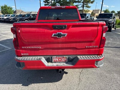 2026 Chevrolet Silverado 1500 4WD Crew Cab Short Bed Custom