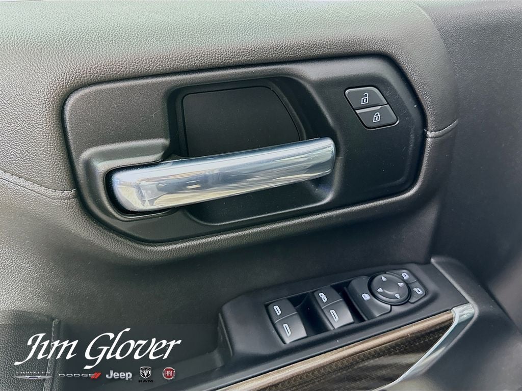2022 Chevrolet Silverado 1500 LTD 4WD Crew Cab Short Bed LT with 2FL