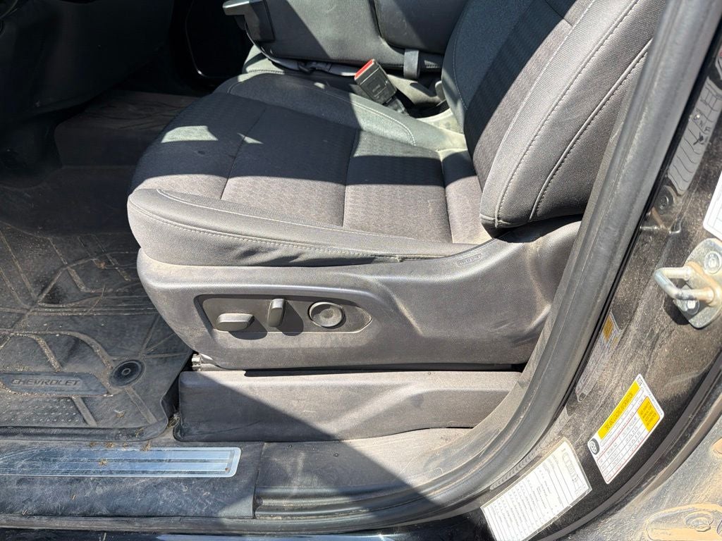 2023 Chevrolet Silverado 1500 4WD Crew Cab Standard Bed LT
