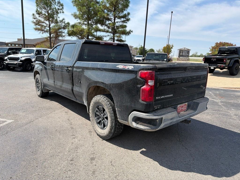 2023 Chevrolet Silverado 1500 4WD Crew Cab Standard Bed LT