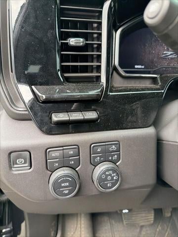 2024 Chevrolet Silverado 1500 4WD Crew Cab Short Bed ZR2