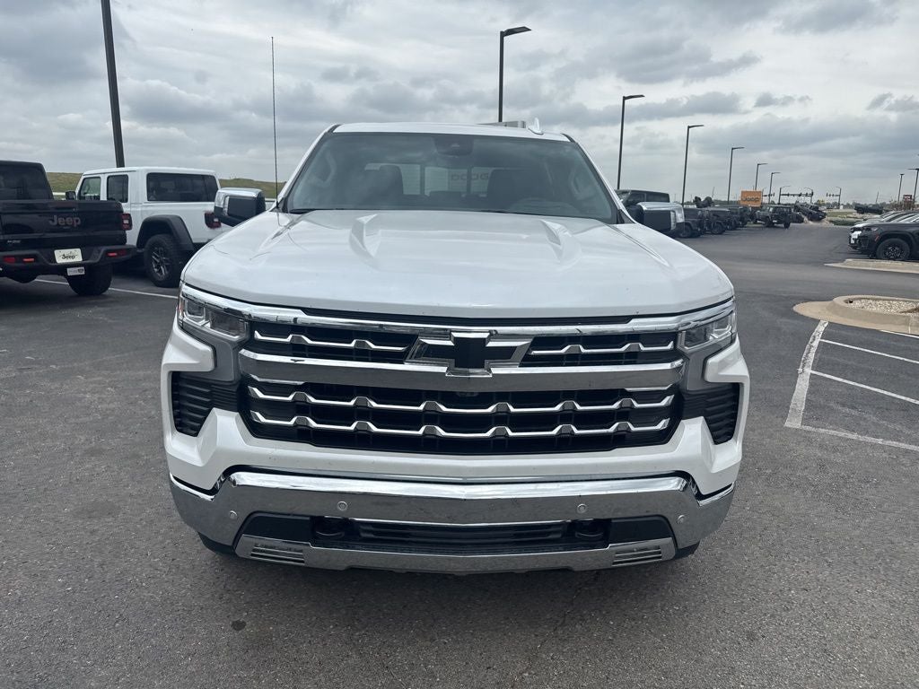 2025 Chevrolet Silverado 1500 LTZ