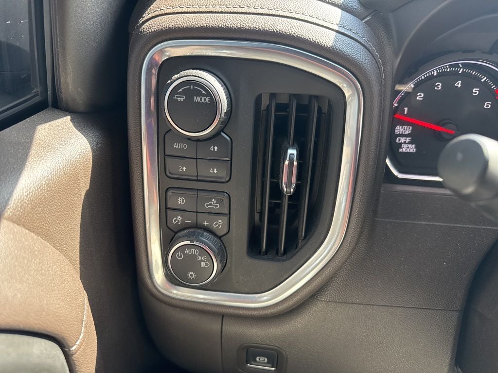 2020 Chevrolet Silverado 1500 4WD Crew Cab Short Bed LT