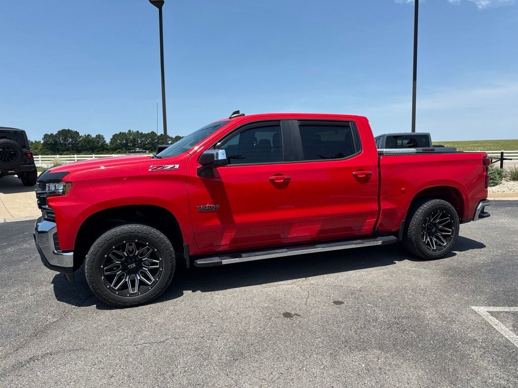 2020 Chevrolet Silverado 1500 4WD Crew Cab Short Bed LT