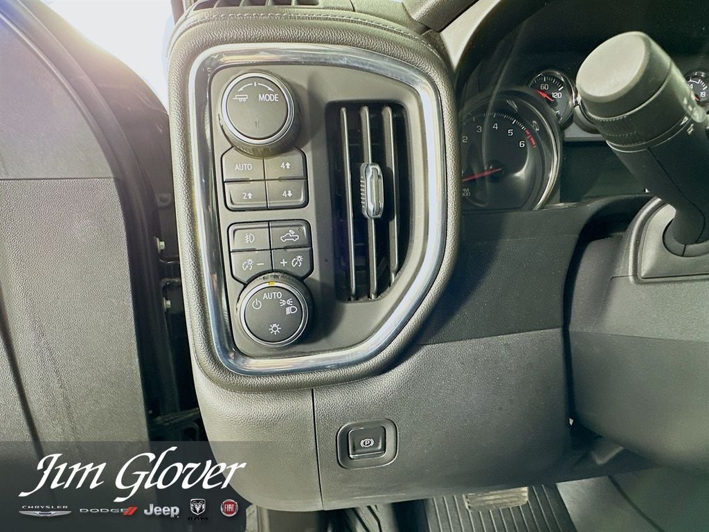 2021 Chevrolet Silverado 1500 4WD Crew Cab Short Bed RST