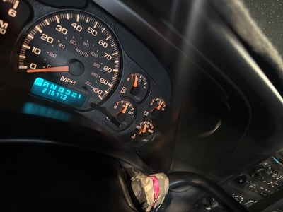 2002 Chevrolet Avalanche 2500 Base 130 WB