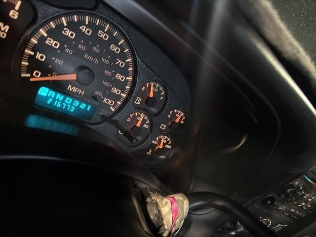 2002 Chevrolet Avalanche 2500 Base 130 WB