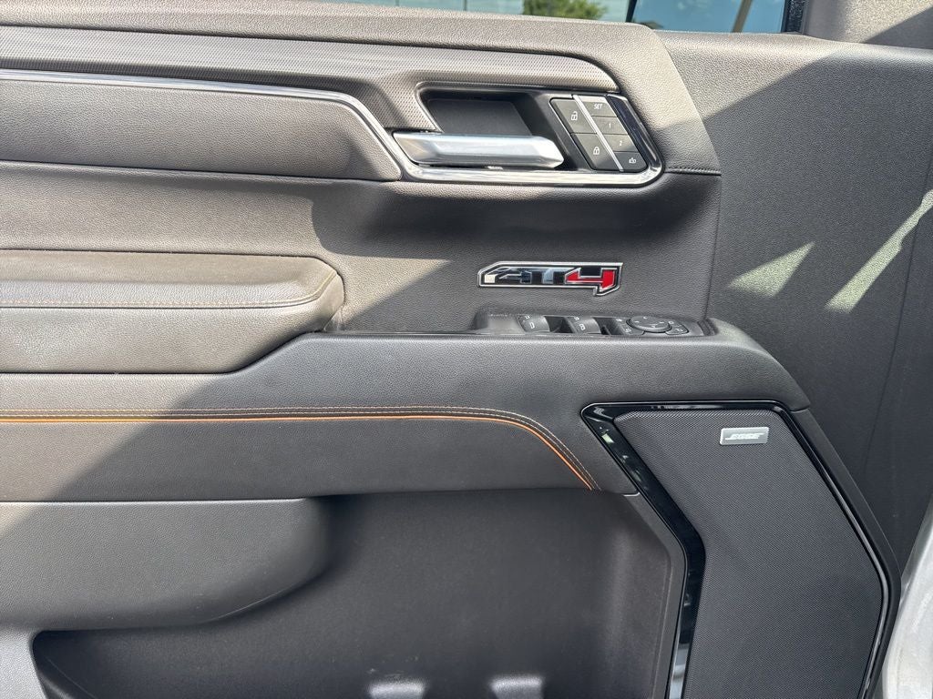 2022 GMC Sierra 1500 4WD Crew Cab Short Box AT4