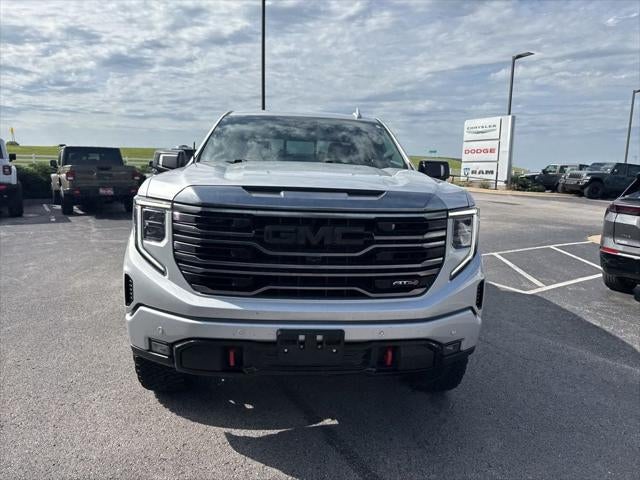 2022 GMC Sierra 1500 4WD Crew Cab Short Box AT4