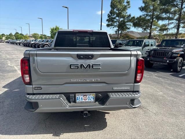 2023 GMC Sierra 1500 4WD Crew Cab Short Box Elevation with 3SB