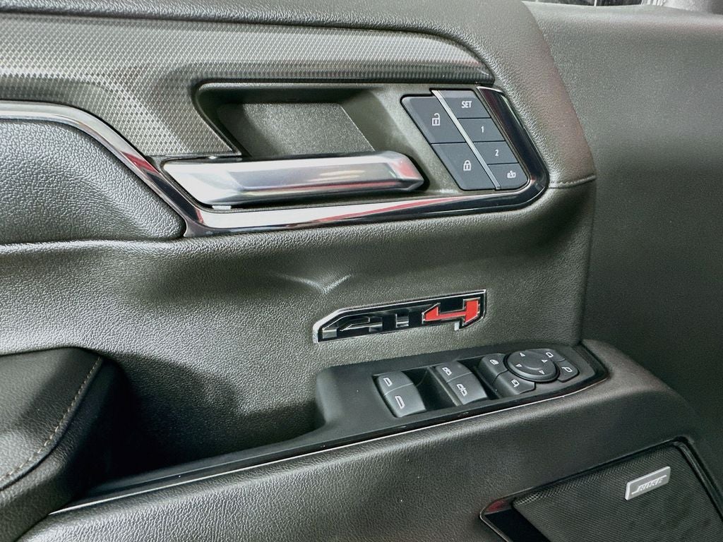 2024 GMC Sierra 1500 4WD Crew Cab Short Box AT4