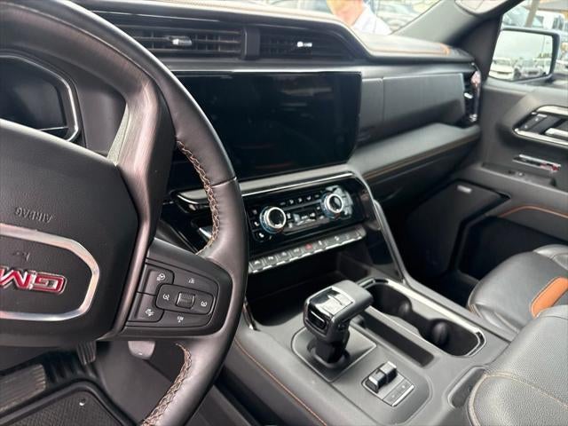 2025 GMC Sierra 1500 4WD Crew Cab Short Box AT4