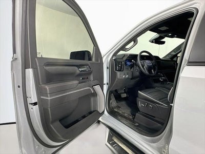 2024 GMC Sierra 1500 4WD Crew Cab Short Box AT4X