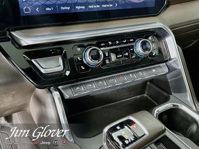 2022 GMC Sierra 1500 4WD Crew Cab Short Box Denali