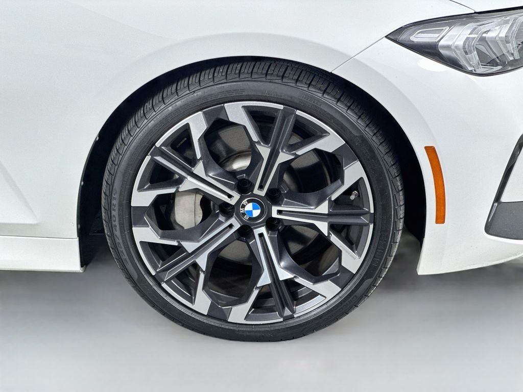 2025 BMW 3 Series 330i