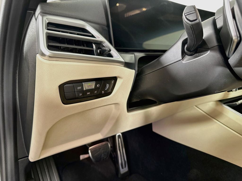 2025 BMW 3 Series 330i