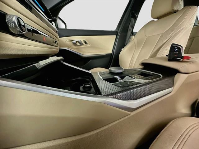2025 BMW 3 Series 330i