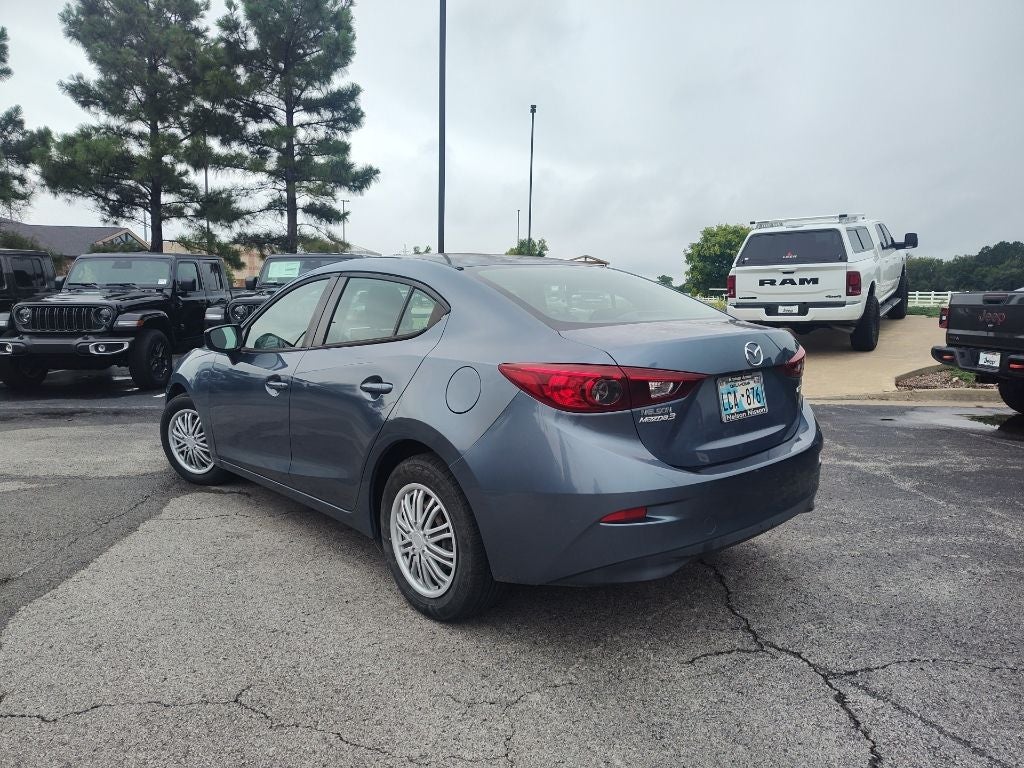 2016 Mazda Mazda3 i Sport