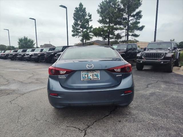 2016 Mazda Mazda3 i Sport
