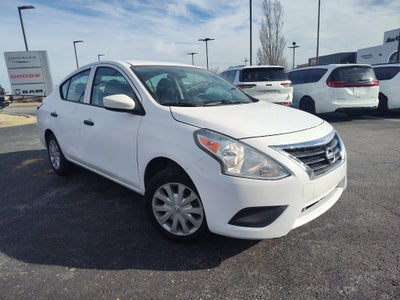 2016 Nissan Versa 1.6 S