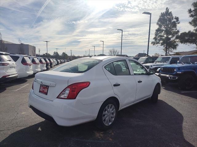 2016 Nissan Versa 1.6 S