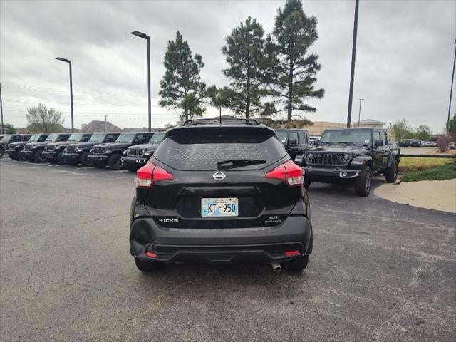 2018 Nissan Kicks SR